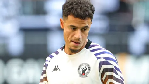 Coutinho antes de confronto contra o Atlético-MG no Brasileirão 2024.