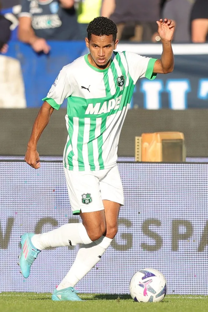 Rogério atuando pelo Sassuolo em 2022 (Photo by Gabriele Maltinti/Getty Images)