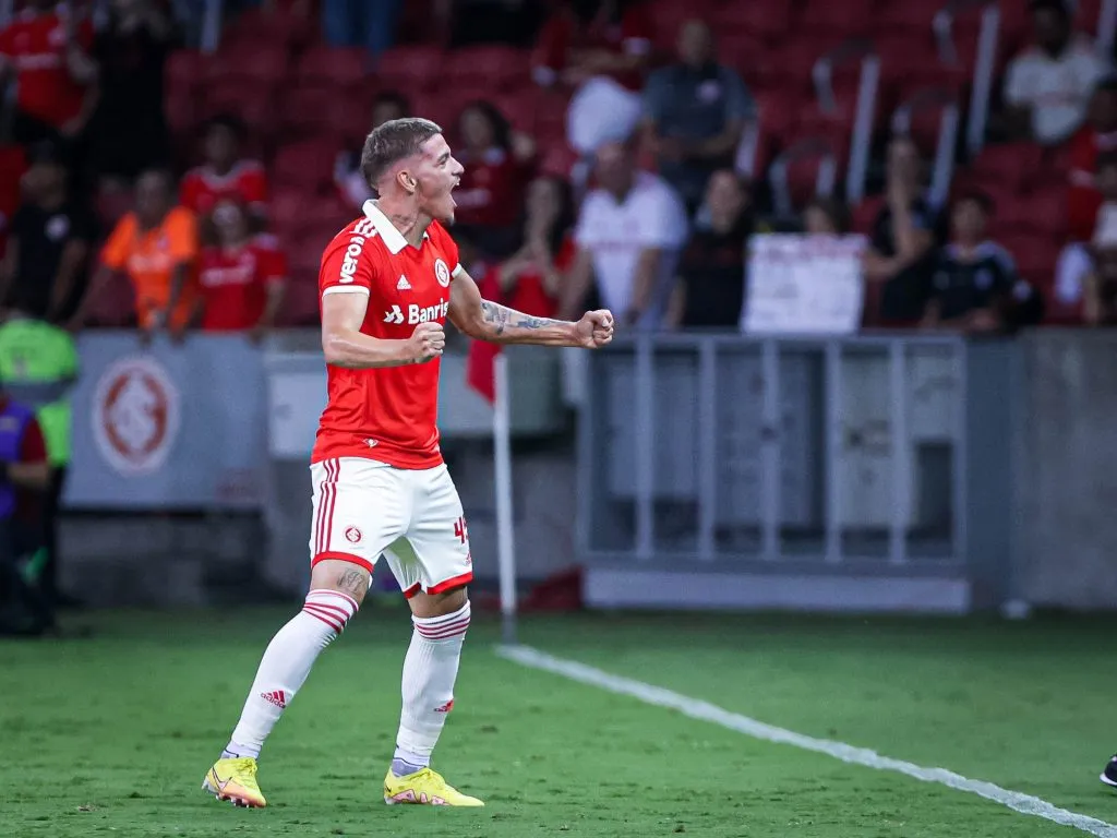 RS – Porto Alegre – 16/02/2023 – GAUCHO 2023, INTERNACIONAL X SAO JOSE – Lucca jogador do Internacional comemora seu gol durante partida contra o Sao Jose no estadio Beira-Rio pelo campeonato Gaucho 2023. Foto: Maxi Franzoi/AGIF