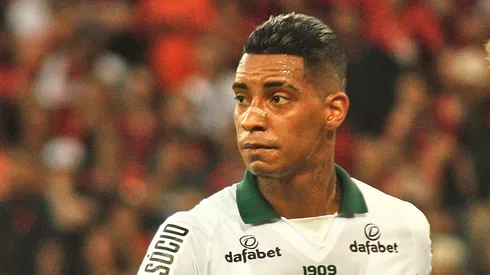 Alef Manga jogador do Coritiba