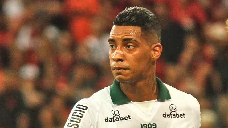 Alef Manga jogador do Coritiba