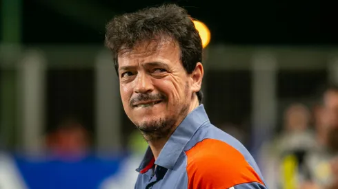 Fernando Diniz durante confronto contra o Flamengo no Campeonato Brasileiro de 2024.