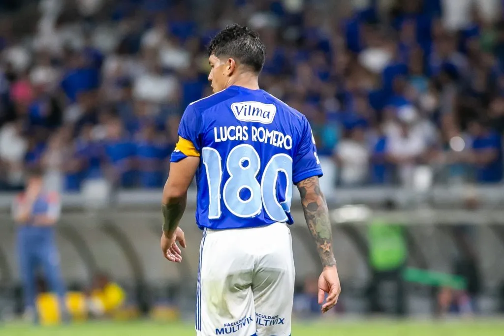 MG – BELO HORIZONTE – 18/10/2024 – BRASILEIRO A 2024, CRUZEIRO X BAHIA – Lucas Romero jogador do Cruzeiro durante partida contra o Bahia no estadio Mineirao pelo campeonato Brasileiro A 2024. Foto: Fernando Moreno/AGIF