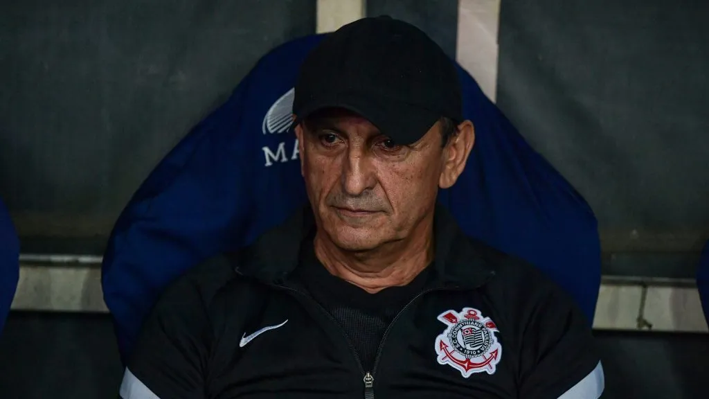 Corinthians que volante (Imagem: Thiago Ribeiro/AGIF)