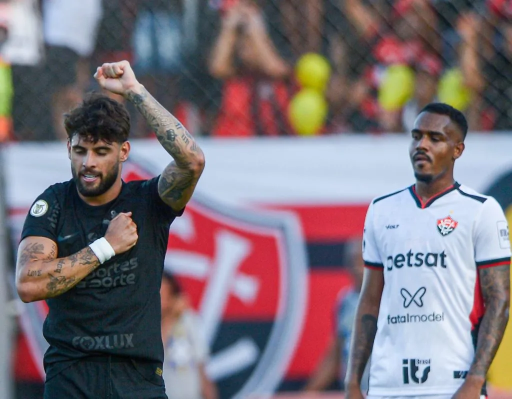 BA – SALVADOR – 09/11/2024 – BRASILEIRO A 2024, VITORIA X CORINTHIANS – Yuri Alberto jogador do Corinthians comemora seu gol durante partida contra o Vitoria no estadio Barradao pelo campeonato Brasileiro A 2024. Foto: Jhony Pinho/AGIF
