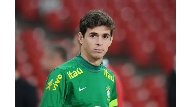 Oscar atuando pela Seleção Brasileira em 2013