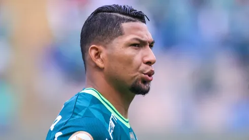 Rony jogador do Palmeiras durante partida contra o Santos no estadio Arena Barueri pelo campeonato Brasileiro A 2023.