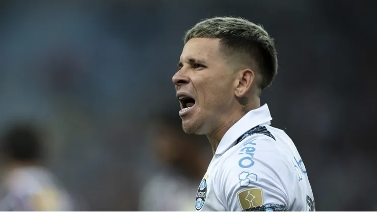 Soteldo atuando no Grêmio em 2024