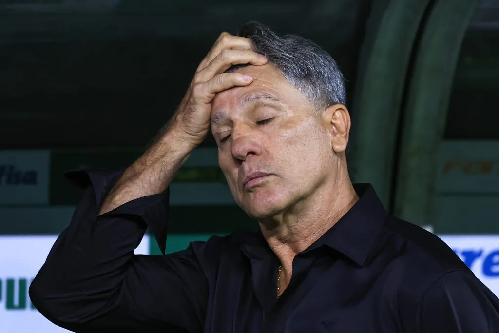 Renato Portaluppi durante partida contra o Palmeiras no Campeonato Brasileiro A 2024. Foto: Marcello Zambrana/AGIF