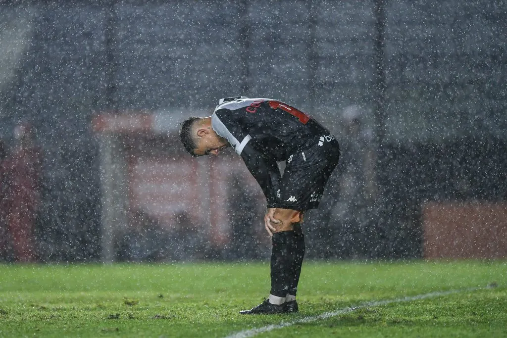 Philippe Coutinho voltou ao Vasco com muita expectativa, mas vem decepcionando a torcida. Foto: Thiago Ribeiro/AGIF