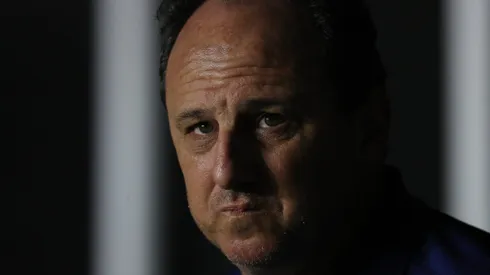 RIO DE JANEIRO, BRAZIL – OCTOBER 28: Head coach Rogerio Ceni of Bahia looks on prior to the match between Vasco da Gama and Bahia as part of Brasileirao 2024 at Sao Januario Stadium on October 28, 2024 in Rio de Janeiro, Brazil. (Photo by Wagner Meier/Getty Images)