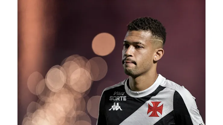 Joao Victor jogador do Vasco durante partida contra o Juventude no estadio Sao Januario pelo campeonato Brasileiro A 2024.