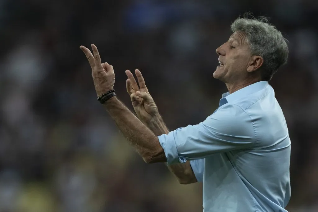 Renato Portaluppi, treinador do Gremio, durante partida contra o Fluminense no Campeonato Brasileiro A 2024. Foto: Jorge Rodrigues/AGIF