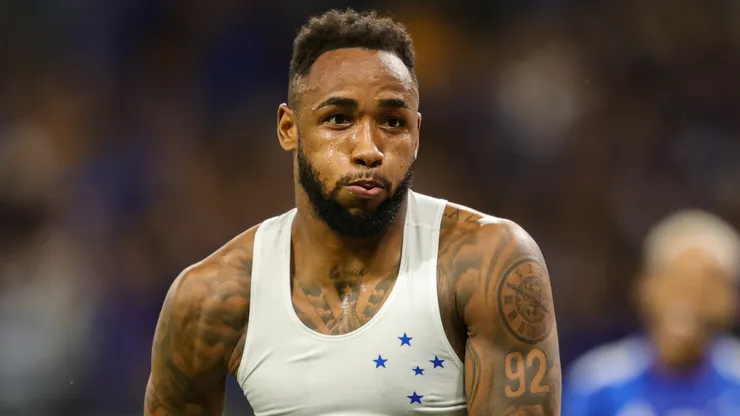Rafa Silva jogador do Cruzeiro comemora seu gol durante partida contra o Botafogo no estádio Mineirão pelo campeonato Brasileiro A 2024. Foto: Gilson Lobo/AGIF