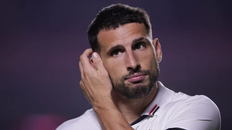 Calleri atuando no São Paulo em 2024