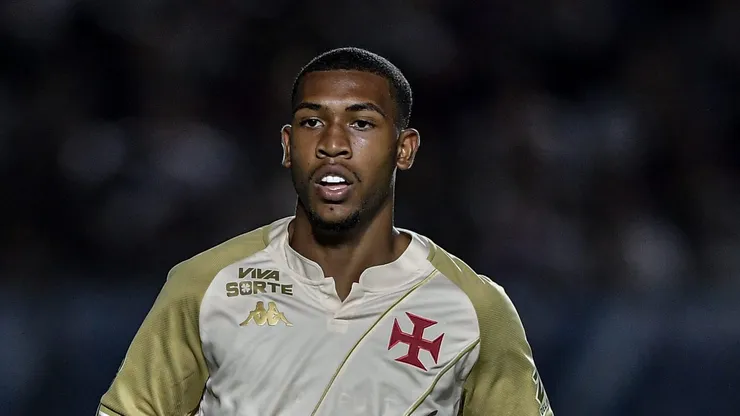 Textor falou sobre Rayan no Botafogo.