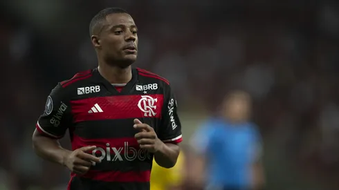 De La Cruz jogador do Flamengo durante partida contra o Peñarol no estádio Maracanã pelo campeonato Copa Libertadores 2024. Foto: Jorge Rodrigues/AGIF
