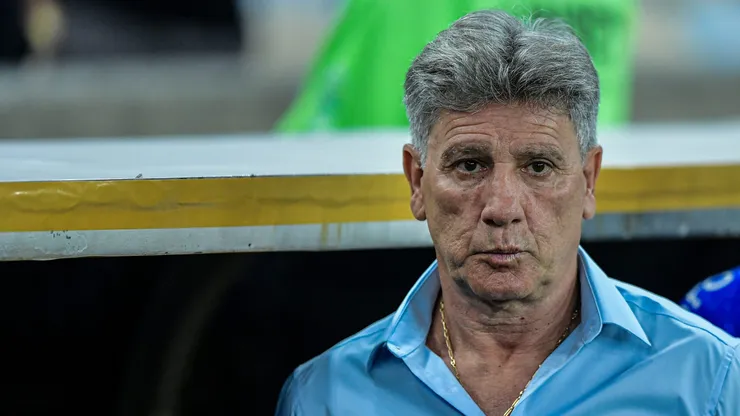 Renato Portaluppi, técnico do Grêmio, durante partida contra o Fluminense (Foto: Thiago Ribeiro/AGIF)