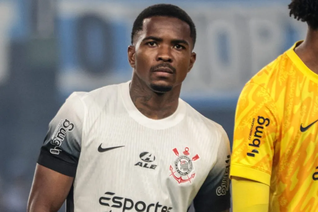 Cacá durante confronto contra o Grêmio na Copa do Brasil 2024. Foto: Robson Mafra/AGIF