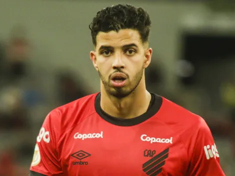 Notícia sobre Kaique Rocha 'bomba' no Athletico