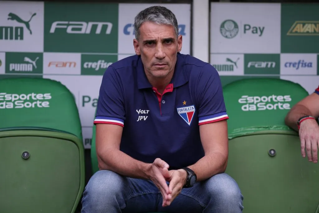 Vojvoda durante partida contra o Palmeiras no Campeonato Brasileiro A 2024. Foto: Ettore Chiereguini/AGIF