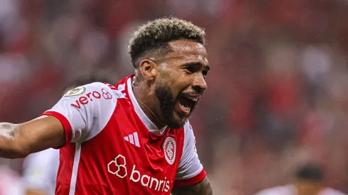 Wesley não deve enfrentar o Fortaleza.