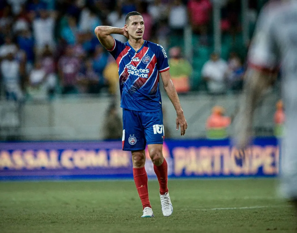 Gabriel Xavier, jogador do Bahia, durante partida contra o Flamengo (Foto: Jhony Pinho/AGIF)