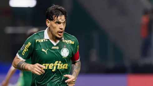 Gustavo Gómez, jogador do Palmeiras, durante partida contra o Liverpool - URU (Foto: Anderson Romao/AGIF)