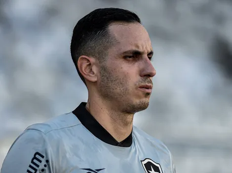 Gatito quebra o silêncio e fala sobre renovação com o Botafogo