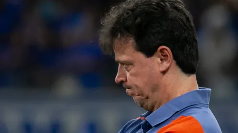 MG – BELO HORIZONTE – 18/10/2024 – BRASILEIRO A 2024, CRUZEIRO X BAHIA – Fernando Diniz tecnico do Cruzeiro durante partida contra o Bahia no estadio Mineirao pelo campeonato Brasileiro A 2024.