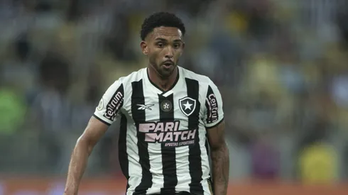 Vitinho jogador do Botafogo durante partida contra o Criciuma no estadio Maracana pelo campeonato Brasileiro A 2024.