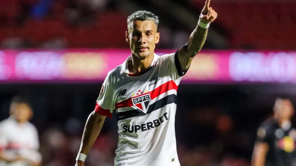Ferreirinha pode deixar o São Paulo (Imagem: Reinaldo Campos/AGIF)