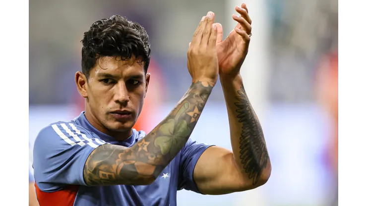 Lucas Romero durante confronto contra o Grêmio no Brasileirão 2024.