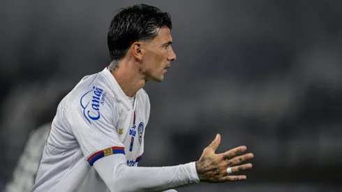 Victor Cuesta jogador do Bahia durante partida contra o Botafogo no estadio Engenhao pelo campeonato Copa Do Brasil 2024.
