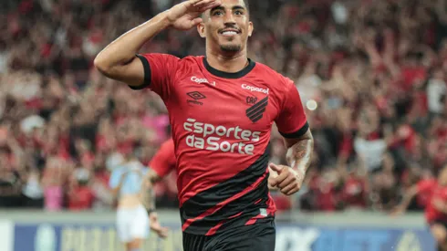 Christian comemorando gol contra o Londrina no Campeonato Paranaense de 2024.