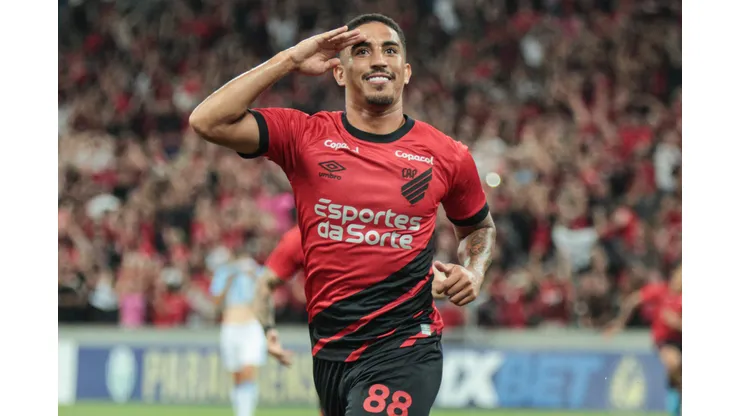 Christian comemorando gol contra o Londrina no Campeonato Paranaense de 2024.