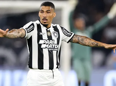 Allan acaba com rumores de saída do Botafogo e define futuro