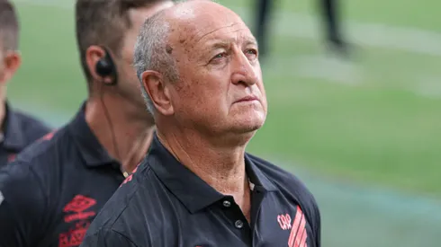 Felipao tecnico do Athletico-PR durante partida contra o Bahia no estadio Arena Fonte Nova pelo campeonato Copa do Brasil 2022.