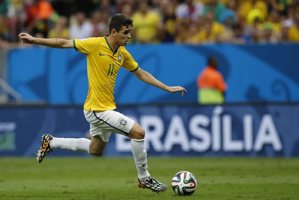 Oscar, ex-jogador da Seleção Brasileira, pode reforçar o São Paulo em 2025. Foto: Wagner Meier/AGIF