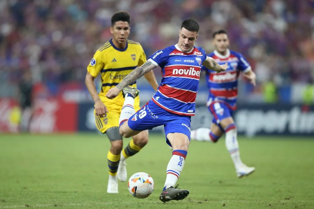Renato Kayzer jogador do Fortaleza durante partida contra o Boca Juniors pela Copa Sul-Americana 2024 na Arena Castelão em Fortaleza (CE), nesta quinta-feira (25). Foto: Marlon Costa/AGIF