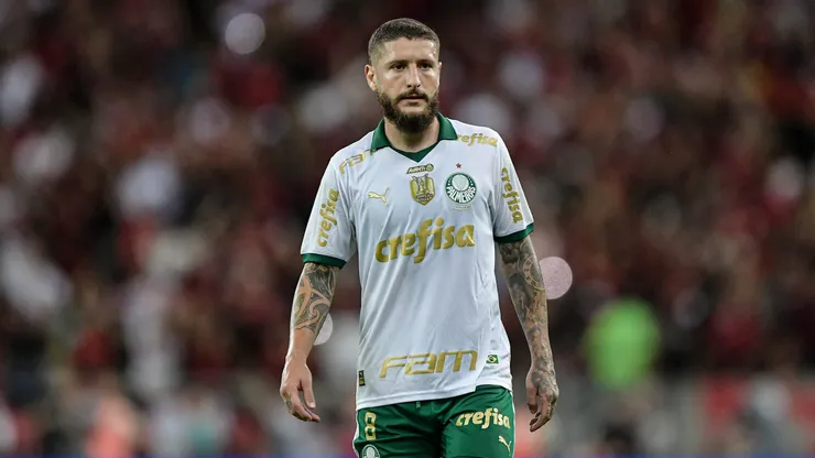 Zé Rafael, jogador do Palmeiras, desperta o interesse do Bahia e de outros times do Brasil.