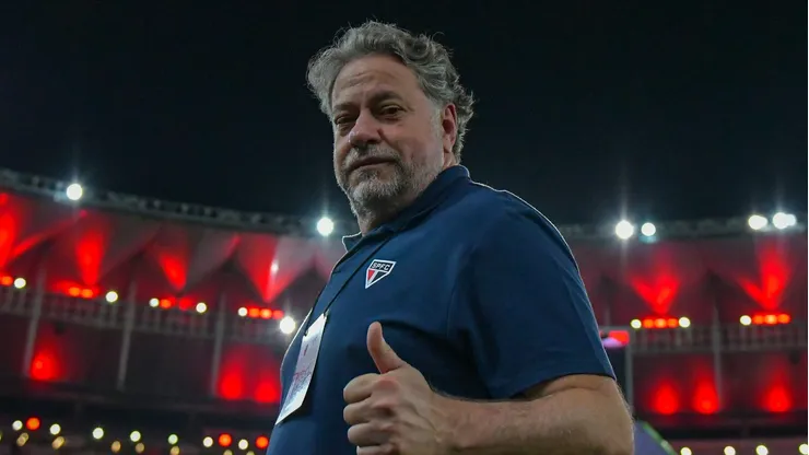 Julio Casares, presidente do São Paulo, antes da partida contra o Flamengo, pelo Brasileirão Betano de 2024.