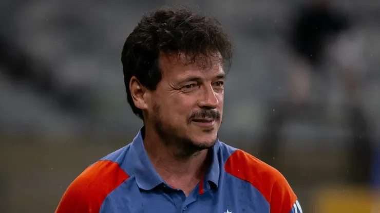 Velho conhecido de Diniz pode reforçar o Cruzeiro.