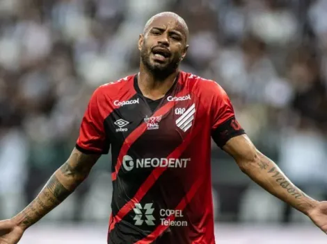 Thiago Heleno desabafa sobre rebaixamento