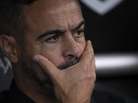 Impasse financeiro por Artur Jorge vem à tona no Botafogo