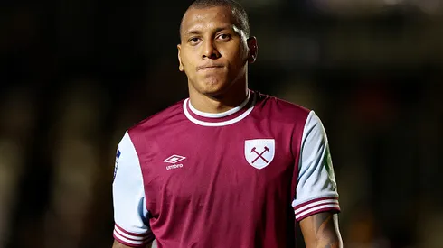 Luizão atuando no sub-21 do West Ham