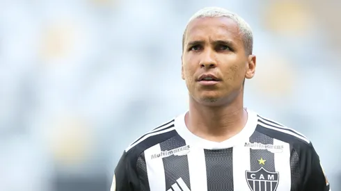Deyverson jogador do Atlético-MG durante partida contra o Athletico-PR no estádio Arena MRV pelo campeonato Brasileiro A 2024. Foto: Gilson Lobo/AGIF