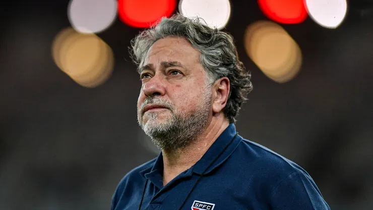 Júlio Casares presidente do São Paulo antes da partida contra o Flamengo no estádio Maracanã pelo campeonato Brasileiro A 2024. Foto: Thiago Ribeiro/AGIF