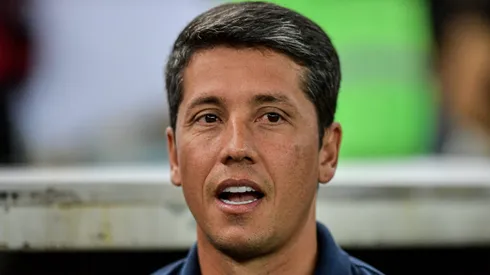 Thiago Carpini tecnico do Sao Paulo durante partida contra o Flamengo no estadio Maracana pelo campeonato Brasileiro A 2024.