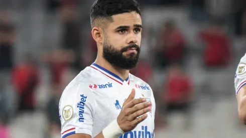 Felipe Jonatan jogador do Fortaleza durante partida contra o Athletico-PR no estadio Arena da Baixada pelo campeonato Brasileiro A 2024.
